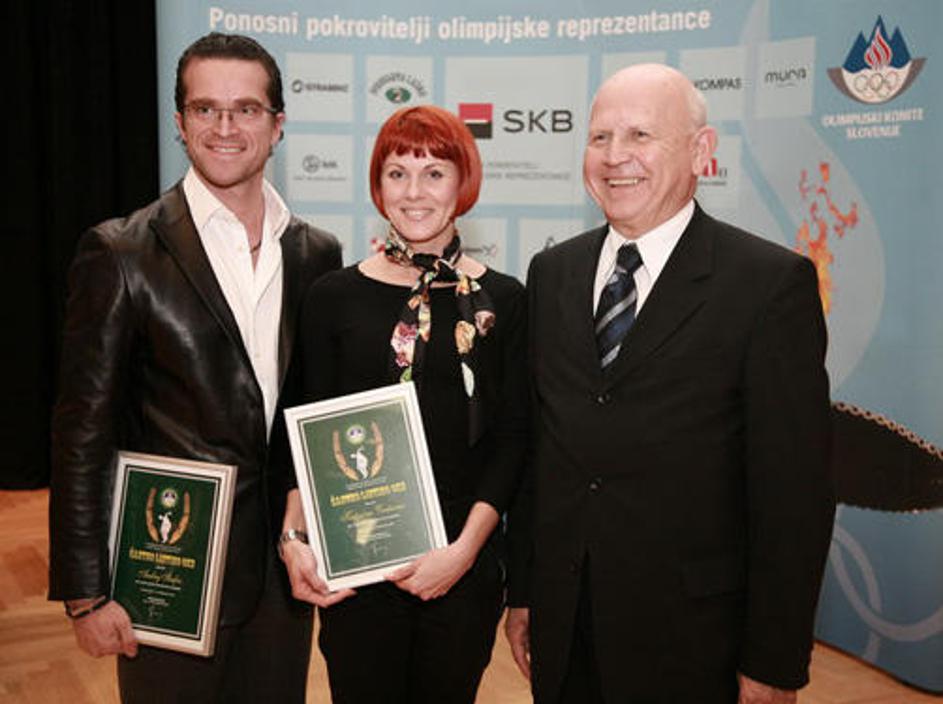 Andrej Škufca in Katarina Venturini sta prejela plaketo.
