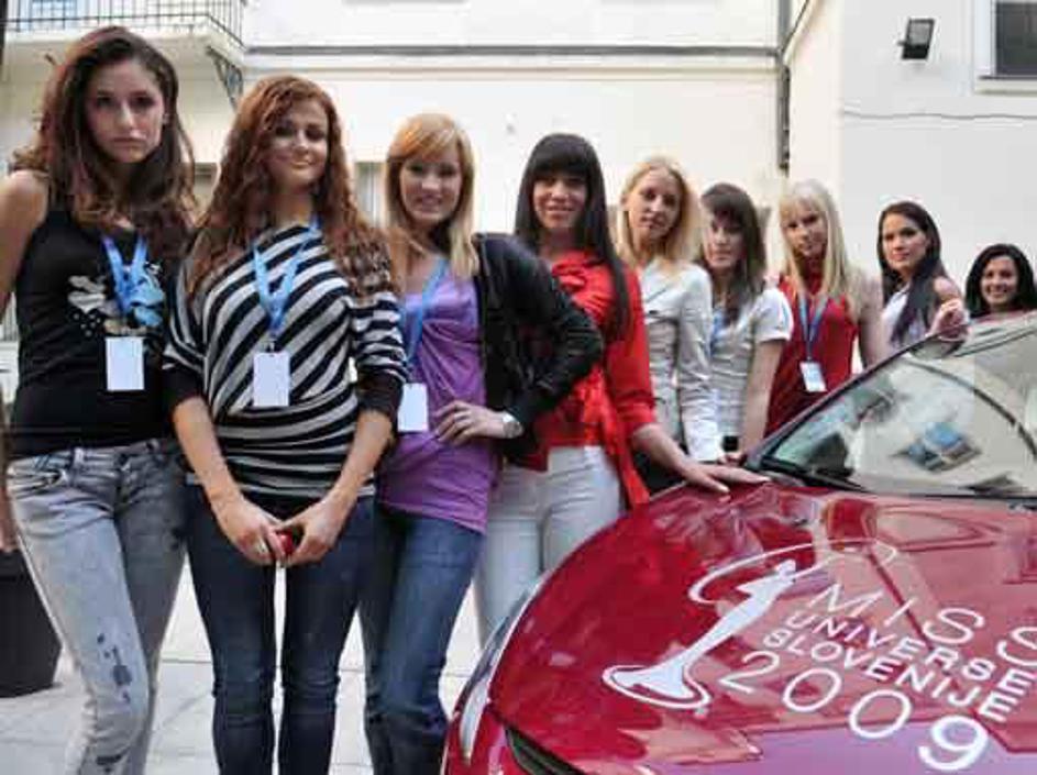 Katera bo odšla na Bahame?