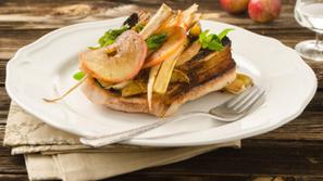 Svinjski kotlet s pečeno zelenjavo