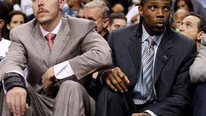 Mike Miller, ki naj bi dajal trojke, zaradi poškodbe sploh še ni zaigral, Udonis