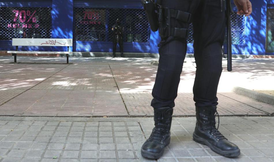Policijska preiskava v premierejvih prostorih