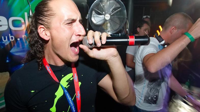 Umek razplesal absolvente