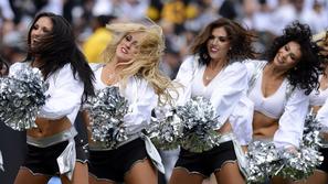 Oakland Raiders navijačice