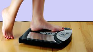 zivljenje 14.02.13. Tehtnica, dieta, foto. shutterstock