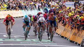 Sprint tretje etape dirke po Franciji