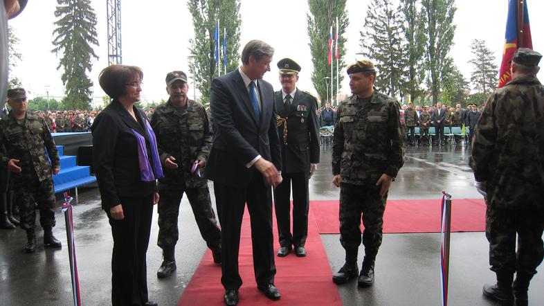 Vrhovni poveljnik obrambnih sil Danilo Türk ob 20. obletnici  slovenske vojske n