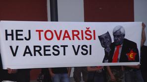Udeleženci gibanja Tukaj je Slovenija so pred državno proslavo razkrili svoje tr