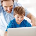 Kako pa vi skrbite za varno deskanje po spletu svojih otrok? (Foto: Shutterstock