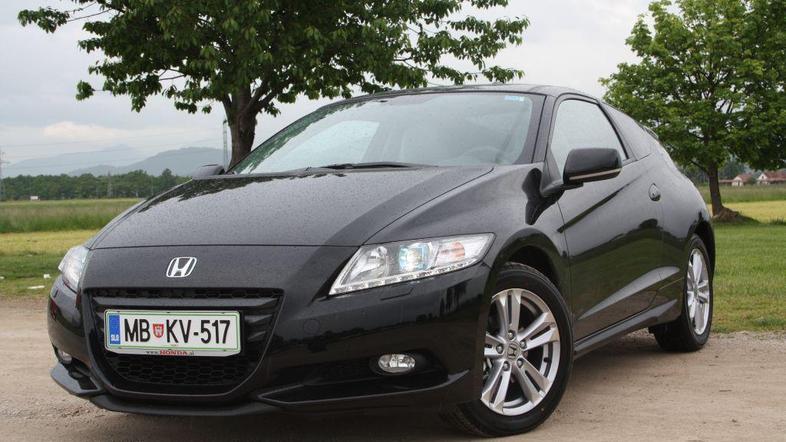 Letos naj bi prodali 30 vozil, ne moremo pa pozabiti dejstva, da so ob predstavi