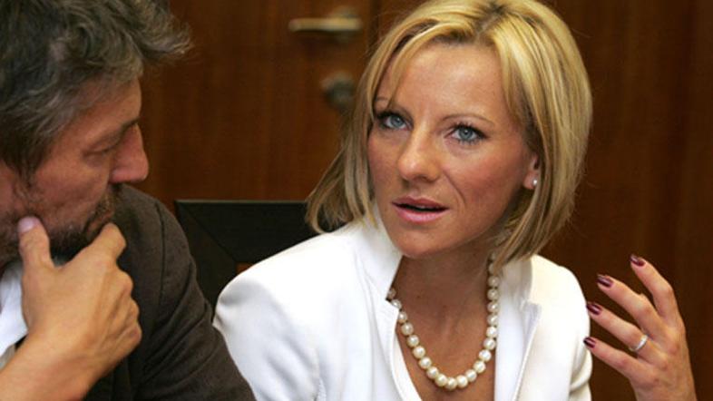 "Veto je zelo resno opozorilo predvsem tistim, ki poskušate arogantno vztrajati 