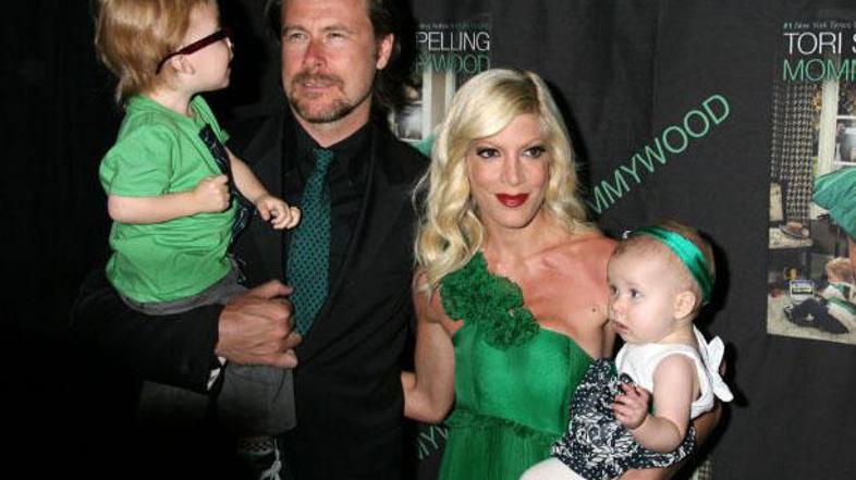 Podarjeni prstani bodo ostali v družini.