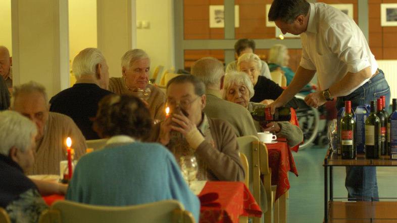 Borut Pahor v Domu z ostarele v Fužinah