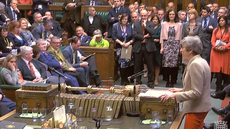 Tretja zavrnitev izstopnega sporazuma VB iz EU