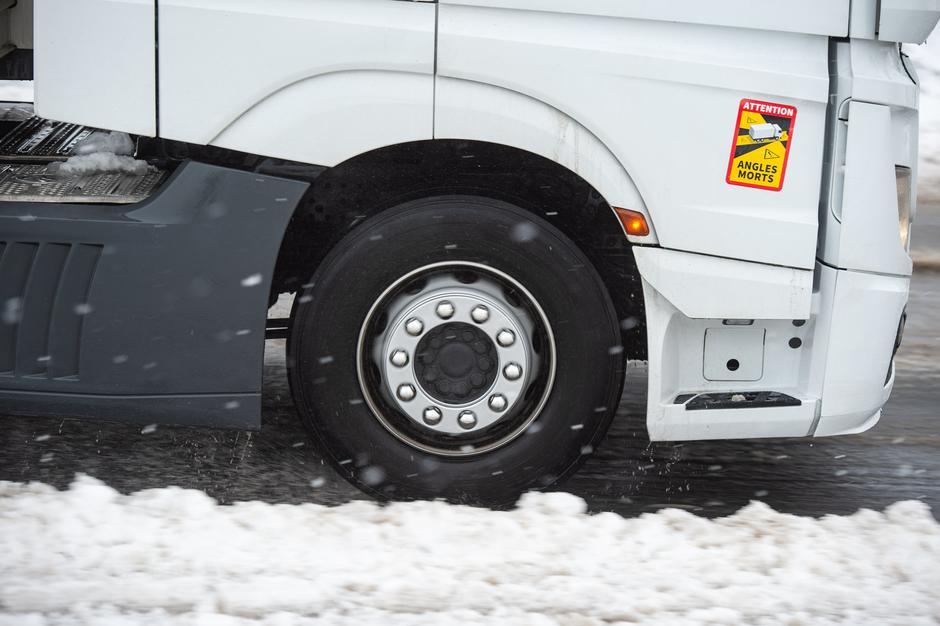 sneg | Avtor: Anže Petkovšek