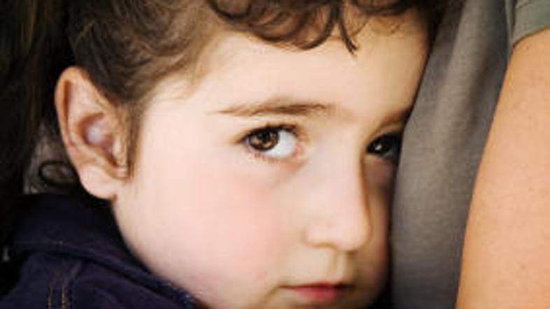 Se boji babice? V vašem naročju naj bo toliko časa, dokler sam ne bo pristopil k