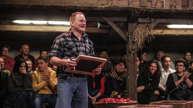 2015kmetija:nov začetek