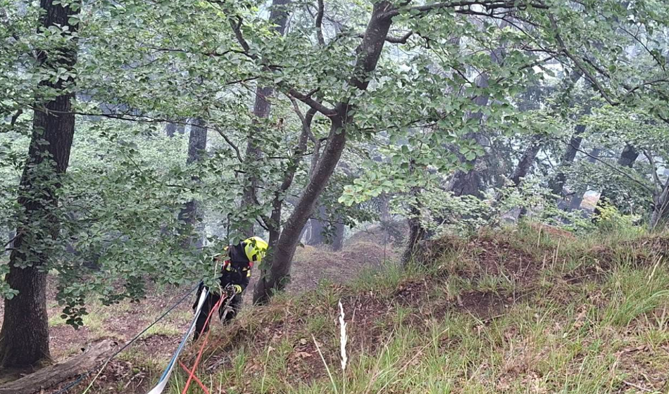 Obsežen požar na Štajerskem, aktiviran helikopter