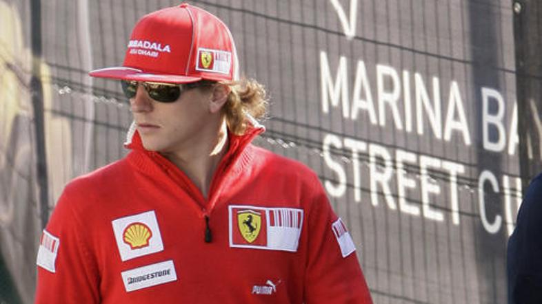 Kimi Räikkonen se bo v naslednji sezoni meril z najboljšimi reli vozniki na svet