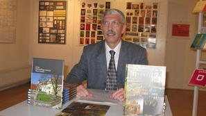 Zdenko Picelj, direktor Dolenjskega muzeja, je tudi avtor razstave o njegovi zal