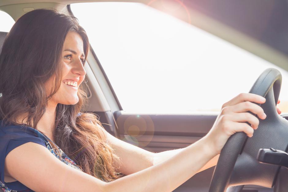 Ženska, avto, vožnja | Avtor: Profimedia