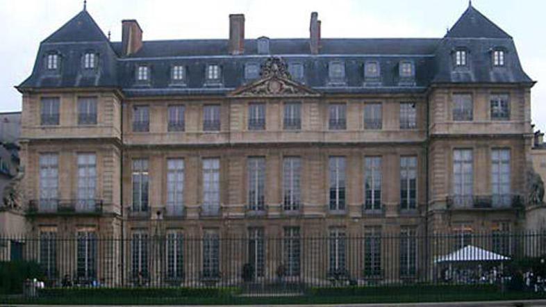 Muzej, iz katerega so ukradli risbe.