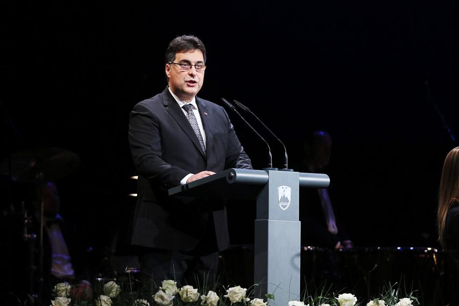 Dan samostonosti | Avtor: Saša Despot