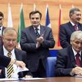 Olli Rehn in Nikola Špirić sta parafirala sporazum o stabilizaciji in pridruževa