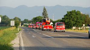 Gasilci na pomoč v Črnomelj