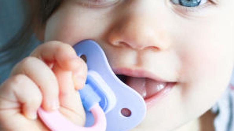 Posvojitve so ali drage ali dolgotrajne. (Foto: Shutterstock)