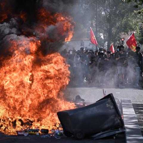 protesti dijakov v Franciji