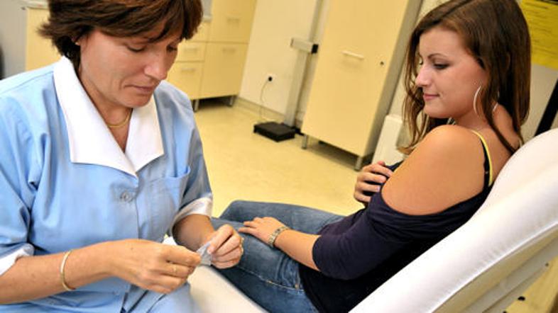 40 evrov je cepljenje proti hepatitisu A (dva odmerka) dražje v Kopru glede na c