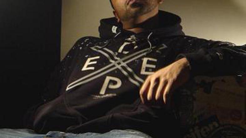 Sabrejev set je bil zelo razgiban, še posebej je fasciniral z Brazilskimi ritmi,