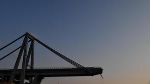 Genova, zrušenje viadukta