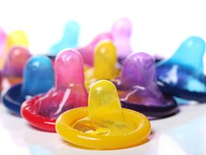 Zivljenje 25.11.13, kondomi, kontracepcija, preventiva, foto: shutterstock