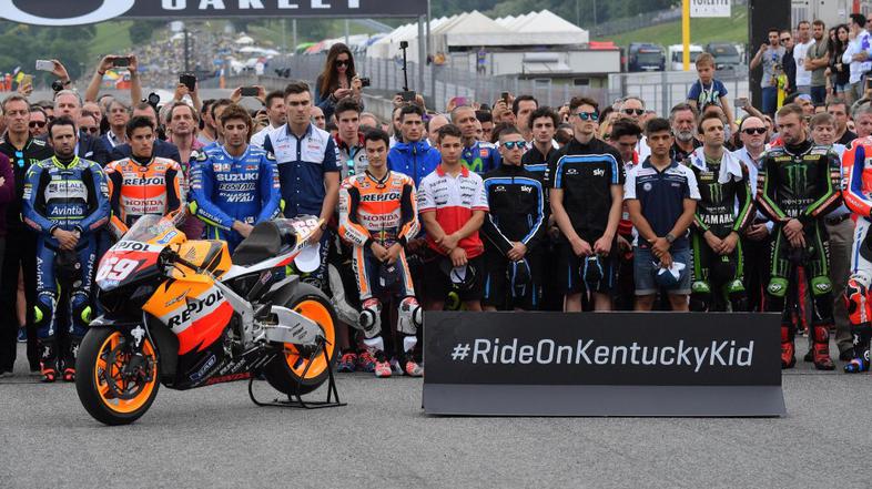 Nicky Hayden 69 sekund molka Mugello