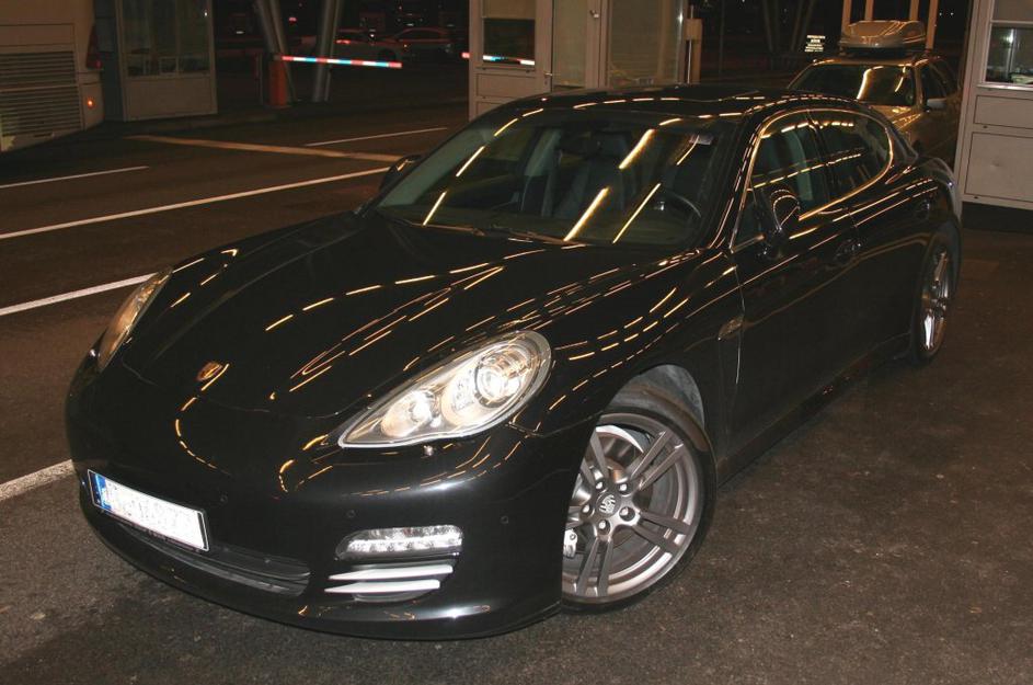 Ukradeni porsche panamera