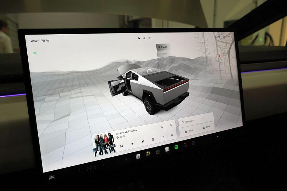 Tesla Motors cybertruck, električni polotovornjak