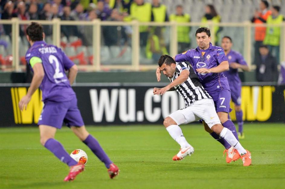 Tevez Pizarro Fiorentina Juventus Evropska liga osmina finala