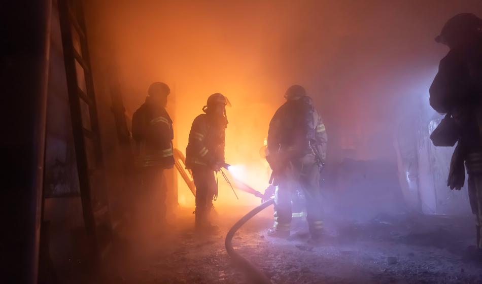 Obsežen požar v Preserjah pri Domžalah