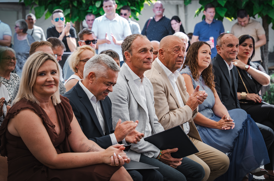 Praznovanje 100-letnice | Avtor: Žiga Prasnic