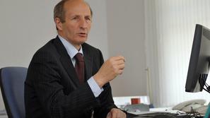 Ob daljšanju delovne dobe lahko pričakujemo povečanje odsotnosti z dela, zlasti 