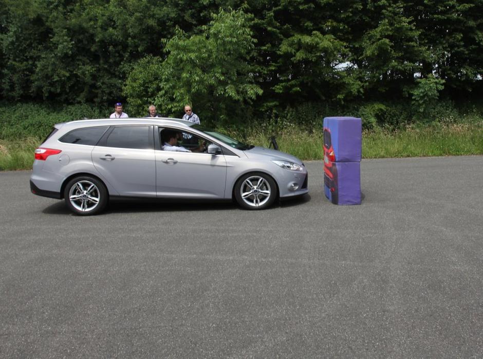 AEB zaviranje v sili | Avtor: Andrej Leban