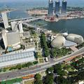 Singapur podnevi. Ko bo sonce zašlo, bodo v petek pozno popoldne zahrumeli dirka
