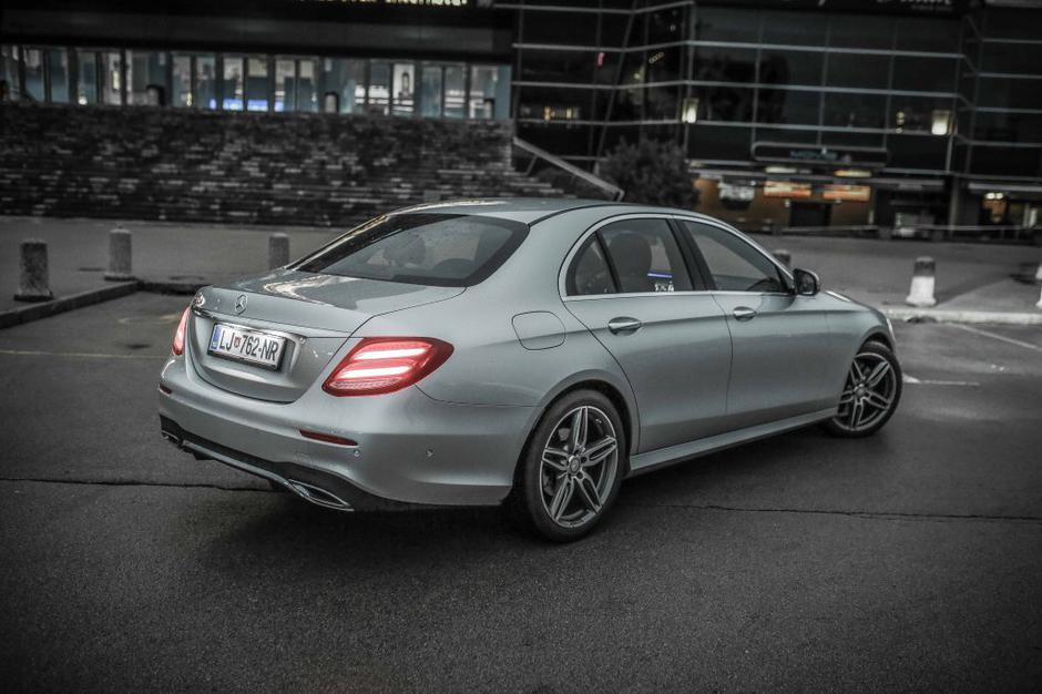 Mercedes-benz razred E | Avtor: Saša Despot