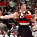 Arvydas Sabonis je v NBA odšel šele pri 31 letih.