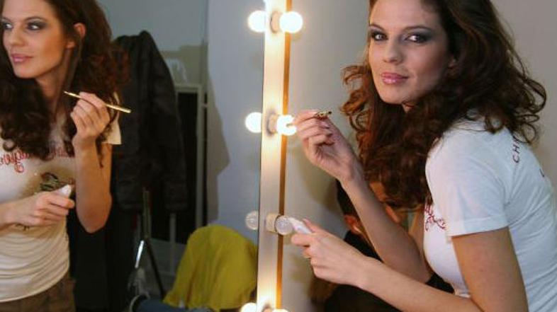 Lepotica se pripravlja na nekaj velikega.