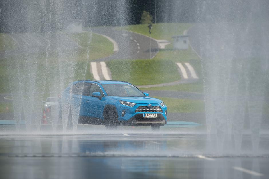 Žurnalova hibridna delavnica s Toyotinimi hibridi | Avtor: Anže Petkovšek
