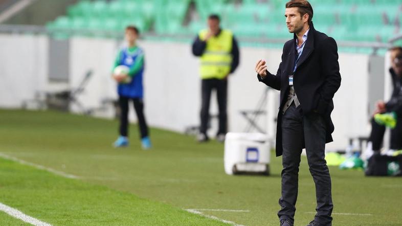 (Olimpija - Domžale) pokal Luka Elsner