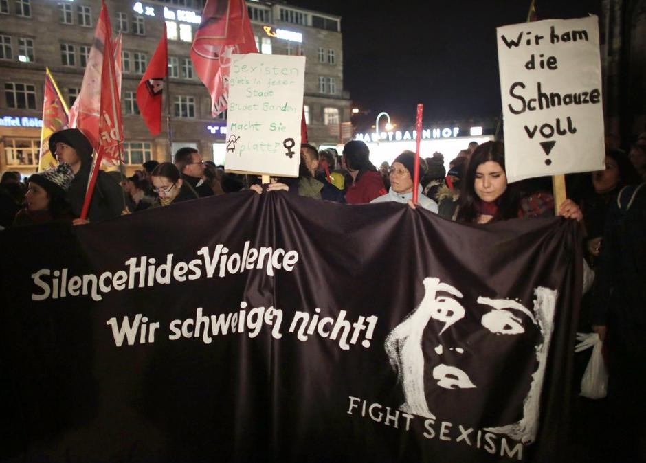 Spolna nadlegovanja v Kölnu | Avtor: EPA