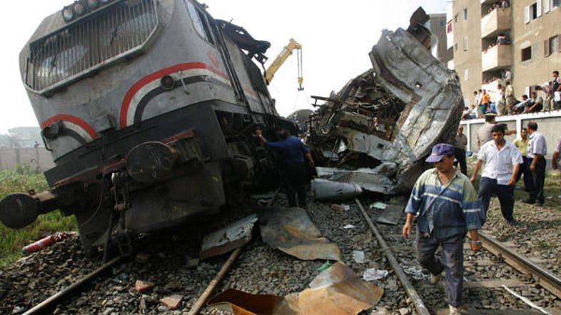 Avgusta leta 2006 je bilo v trčenju tovornih vlakov blizu egiptovske prestolnice